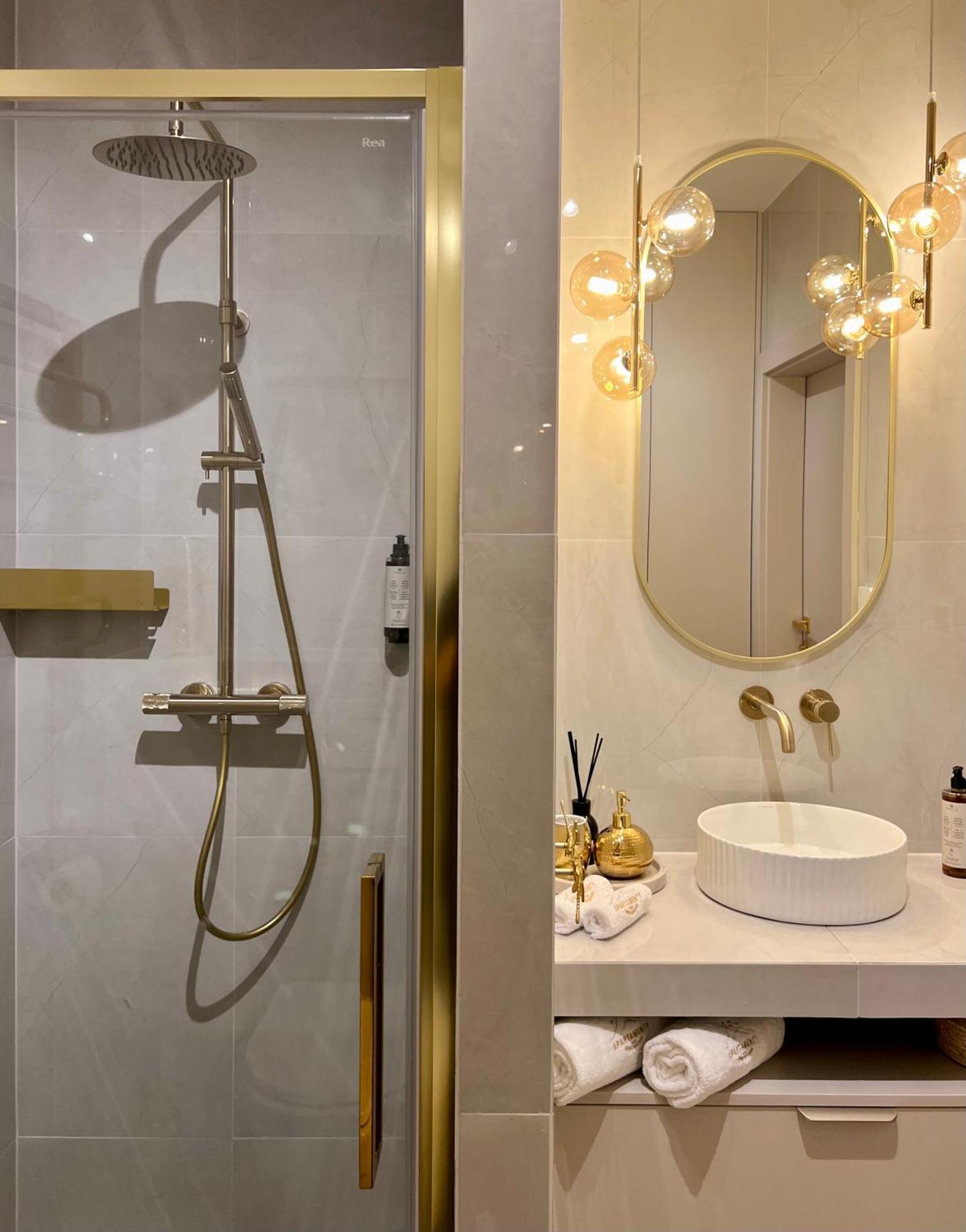 Pod Debowcem Comfort Apartment *